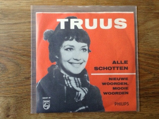 single truus, Cd's en Dvd's, 7 inch, Ophalen of Verzenden, Beschermende buitenhoes, Nederlandstalig
