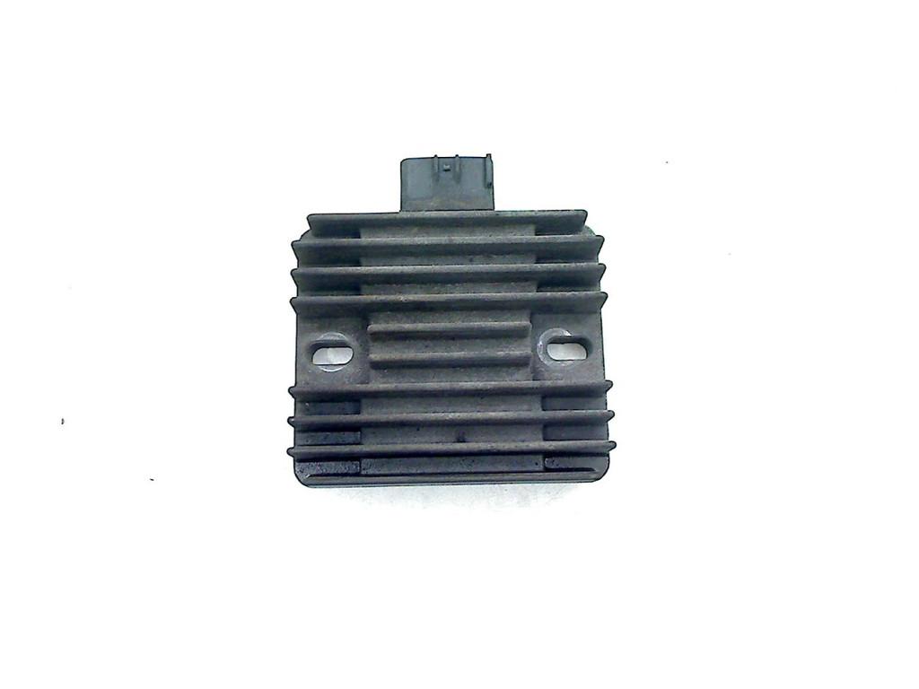 REGULATEUR DE TENSION Z 1000 2010-2013 (Z1000 ZR1000D-E), Dhr. S. di Majo, Utilisé, Info@cama-motorparts.nl, P.J. Troelstraweg 8 8
3144 CX  MAASSLUIS, NL