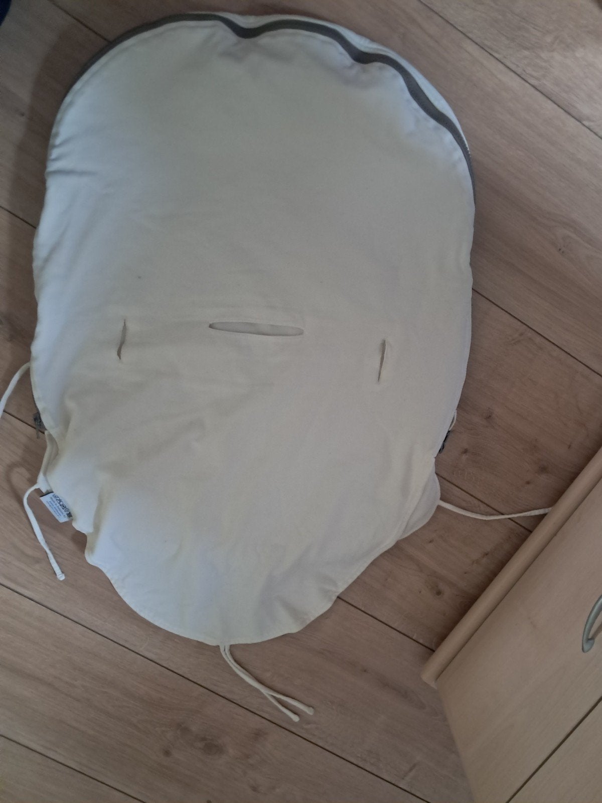 doomoo seat  accesoire voor de allerkleinsten, Enfants & Bébés, Berceaux & Lits, Enlèvement, Comme neuf
