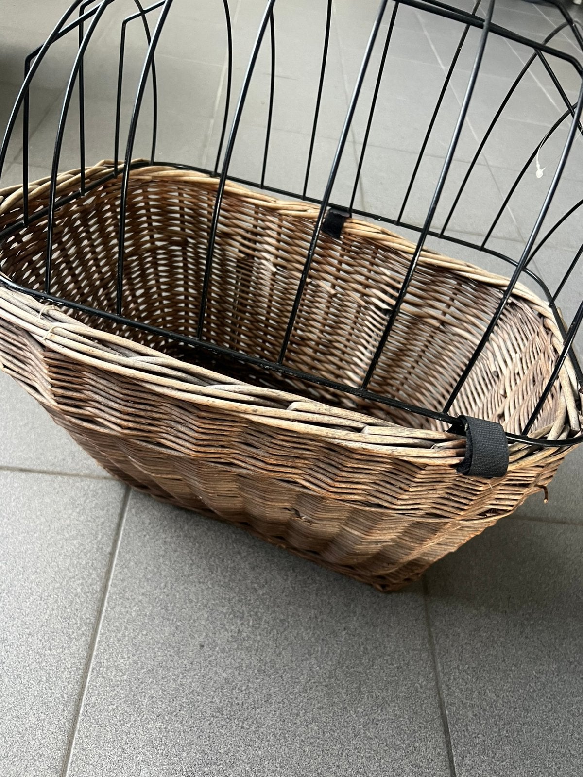 Te koop fiets hondmand, Ophalen, Zo goed als nieuw