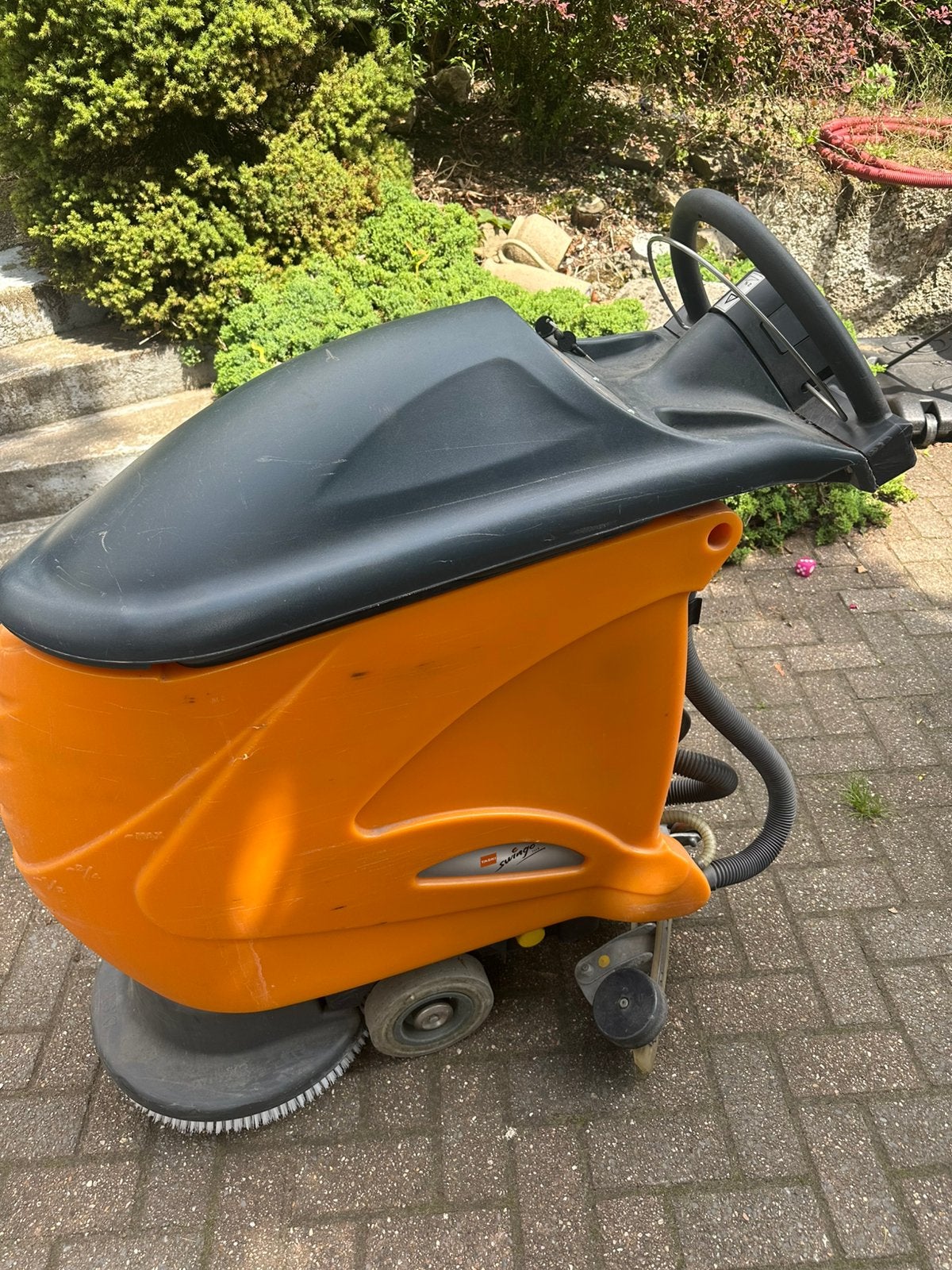 Autolaveuse Taski Swingo 755b, Enlèvement, Utilisé, Machine de nettoyage à brosse