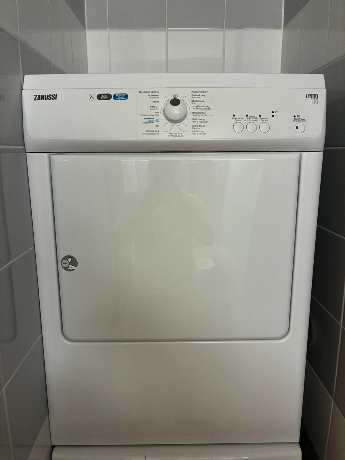 Droogkast Zanussi, Elektronische apparatuur, Ophalen, Zo goed als nieuw