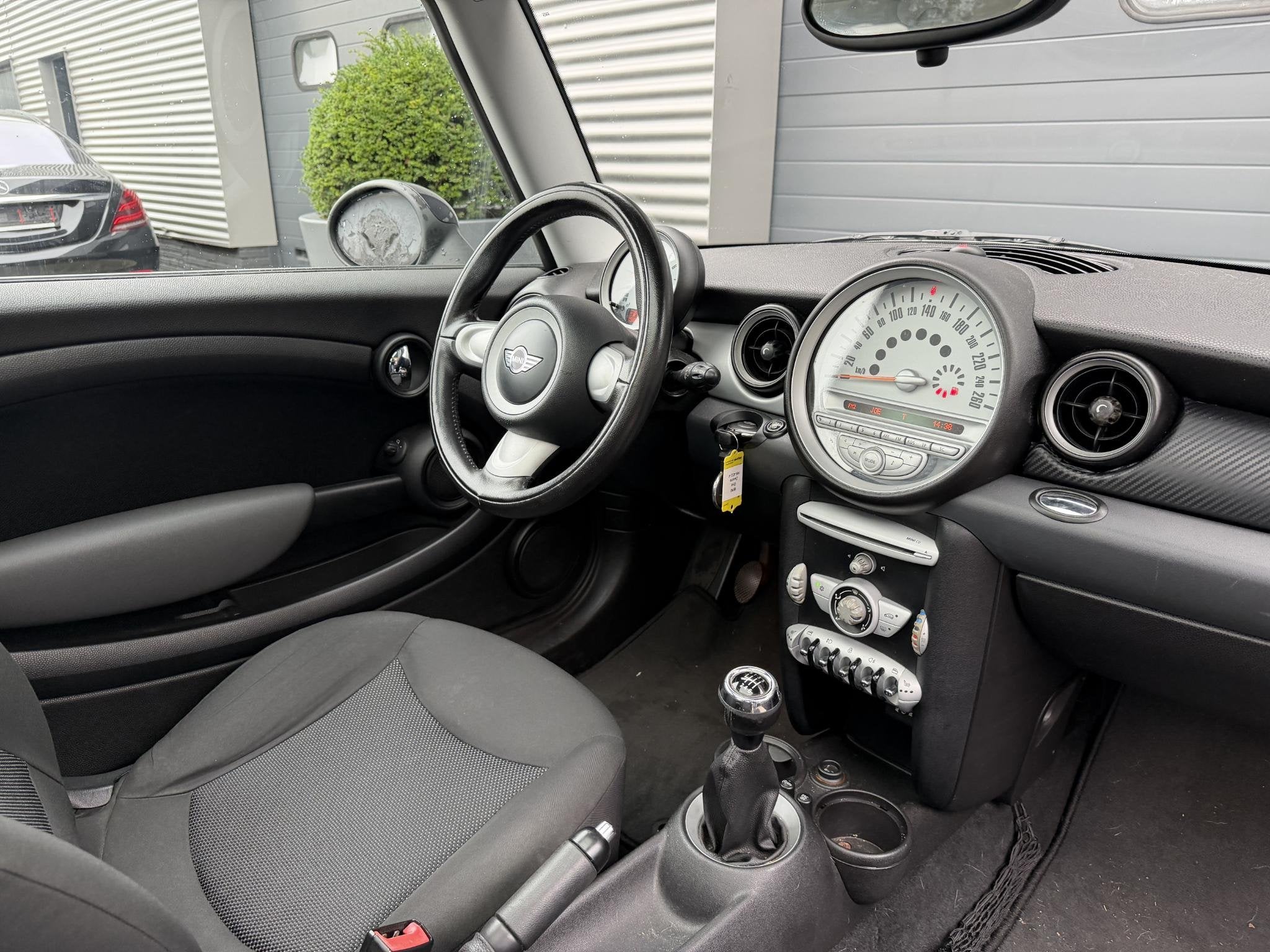 MINI Cooper 3-Deurs 1.4 One, Autos, Achat, Entreprise, Verrouillage central, Boîte manuelle