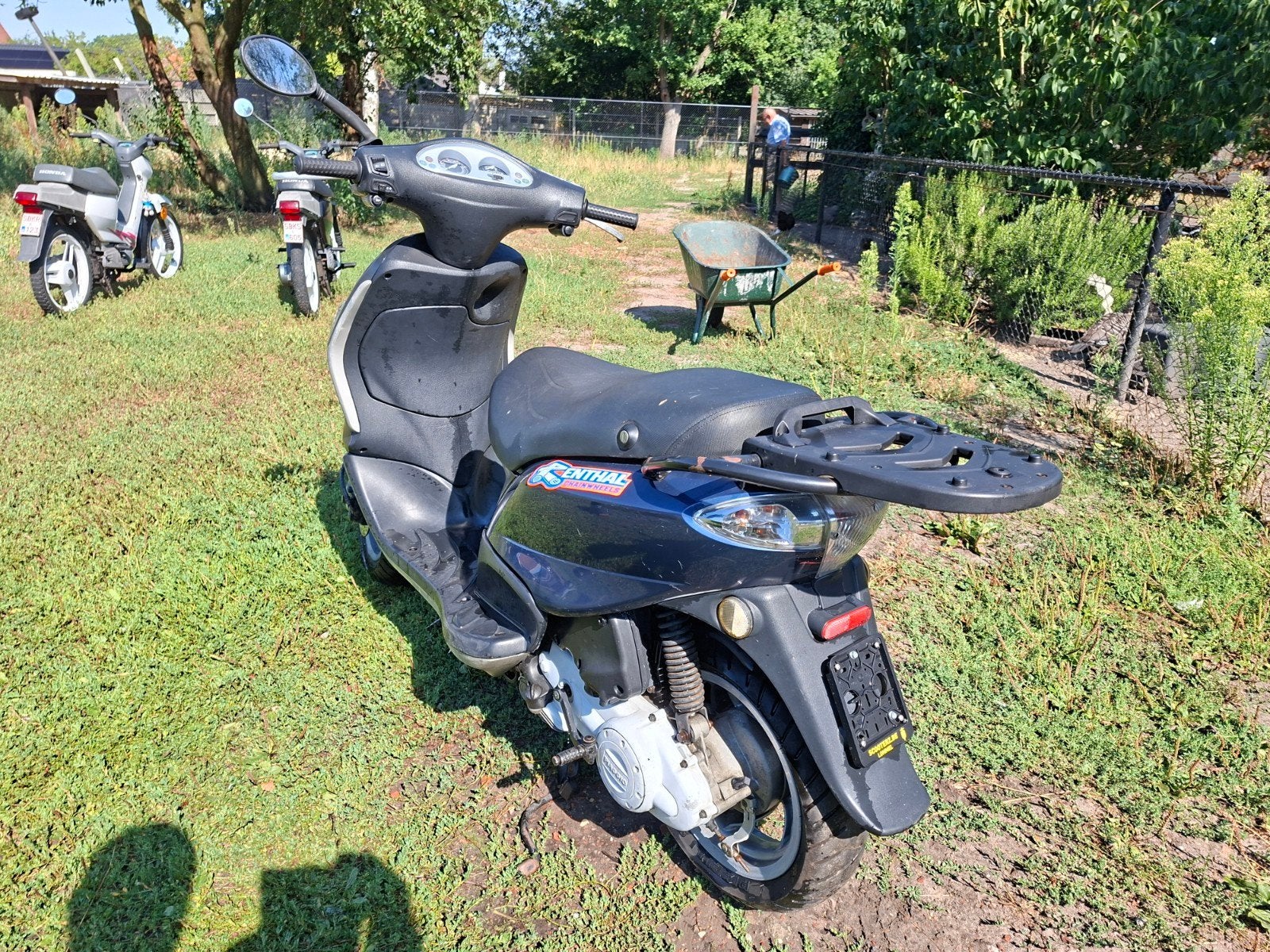 Vespa piaggio scooter, Fietsen en Brommers, Ophalen of Verzenden