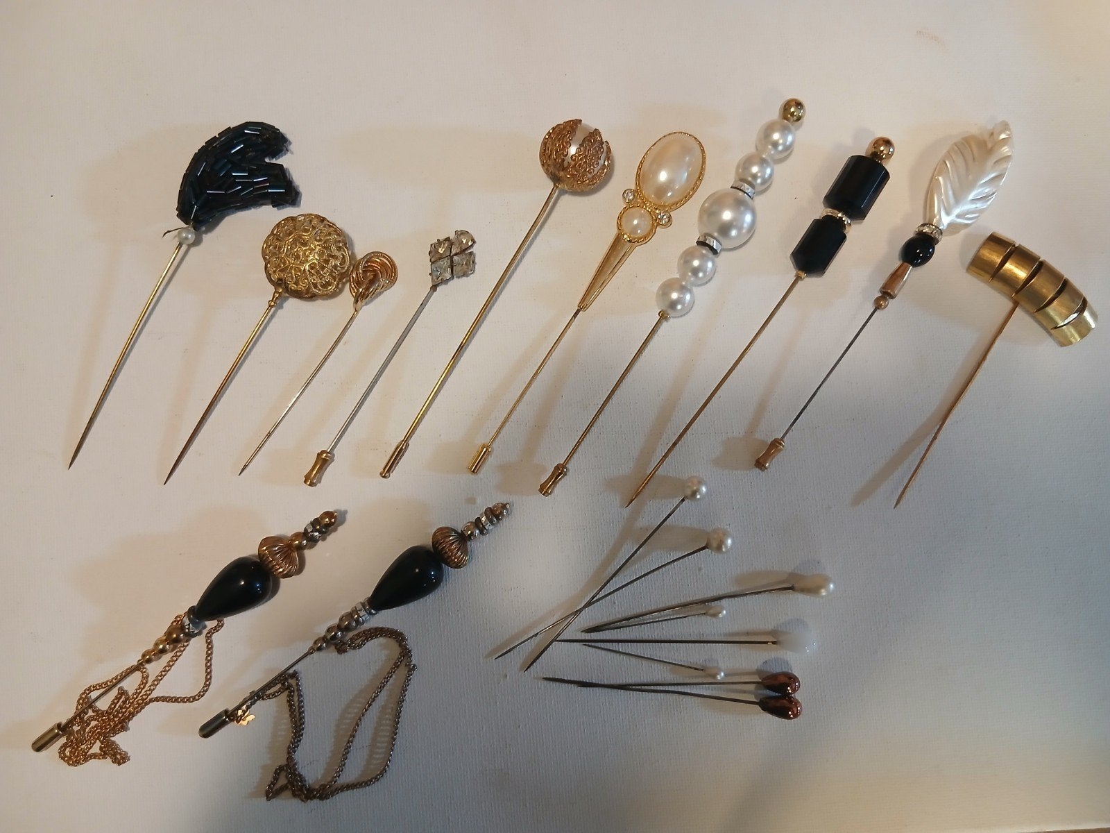 Lot de 20 épingles à chapeau anciennes, Enlèvement ou Envoi