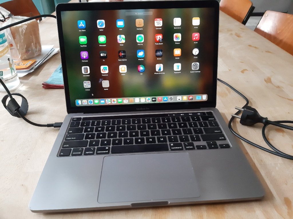 Macbook pro 2020,1000gb,16gb ram,intel core i7, Computers en Software, Ophalen, MacBook