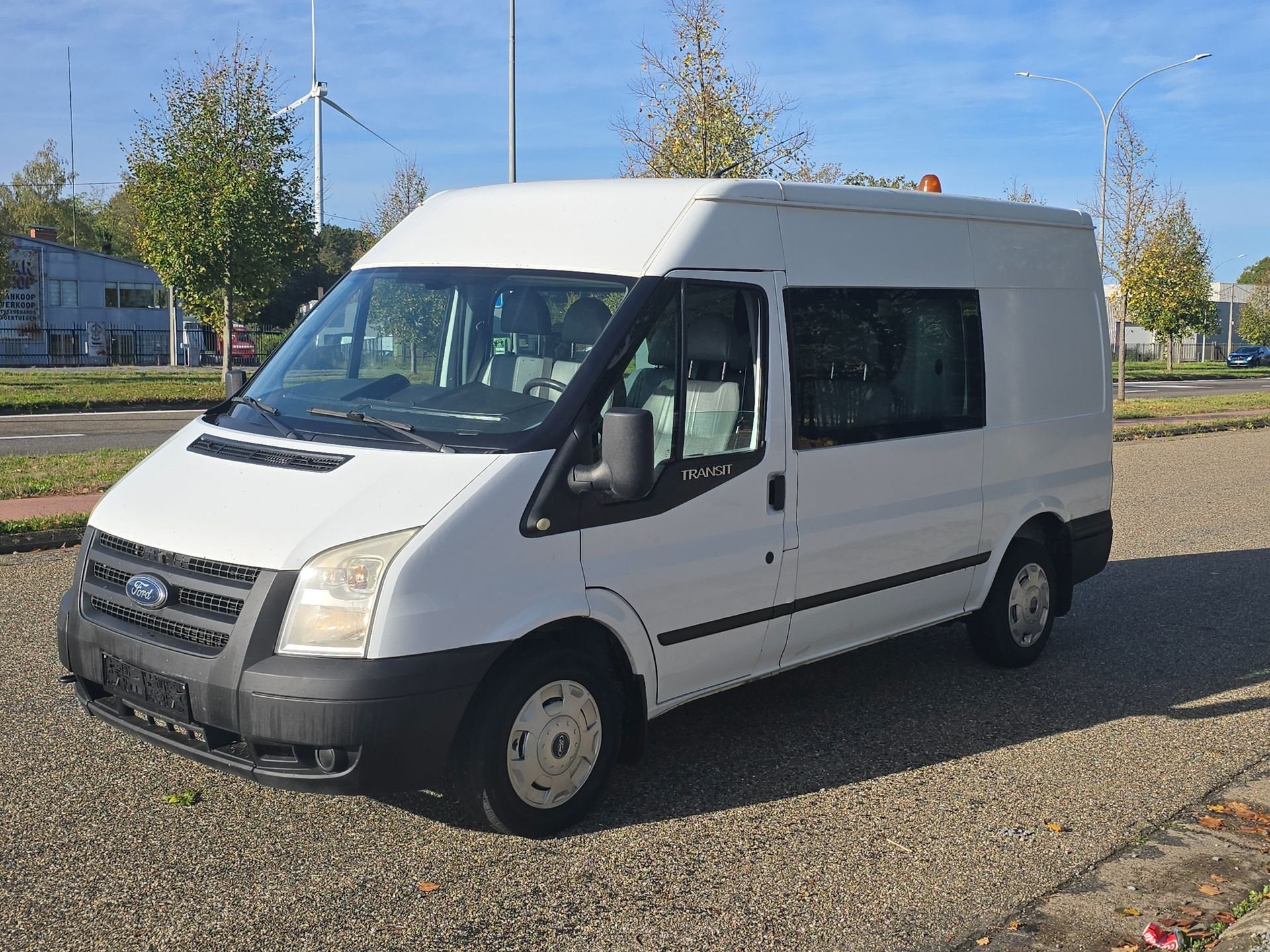 Ford Transit DUBBELE CABİNE LİCHTE VRACHT, Voorwielaandrijving, Gebruikt, Wit, 62 kW