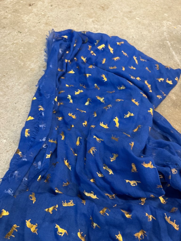 Foulard bleu à motif licornes doré, Vêtements | Femmes, Bonnets, Écharpes & Gants, Enlèvement ou Envoi, Comme neuf, Pashmina