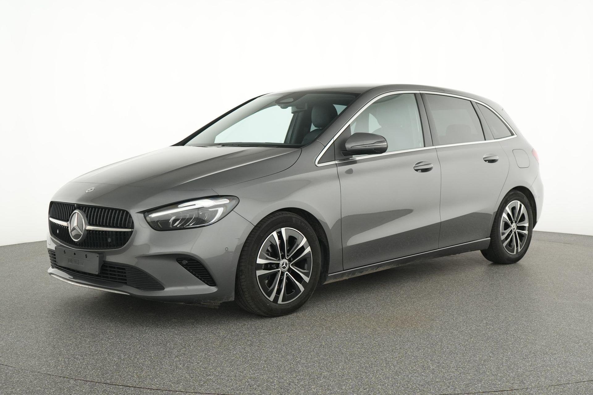 Mercedes-Benz B-klasse 180 Business Line | Verwarmde Zetels, Auto's, Gebruikt, 135 g/km, 4 cilinders, 700 kg