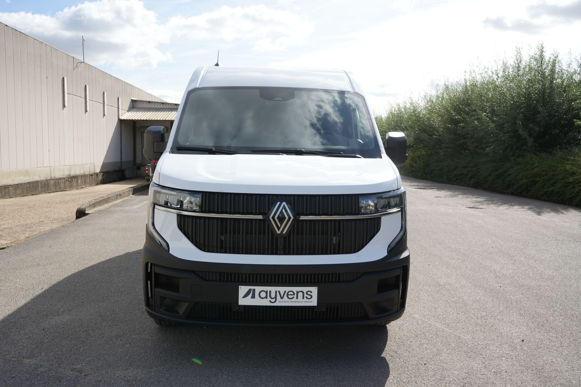 (2GRU597) RENAULT MASTER, 4 deurs, Stof, Gebruikt, Parkeersensor