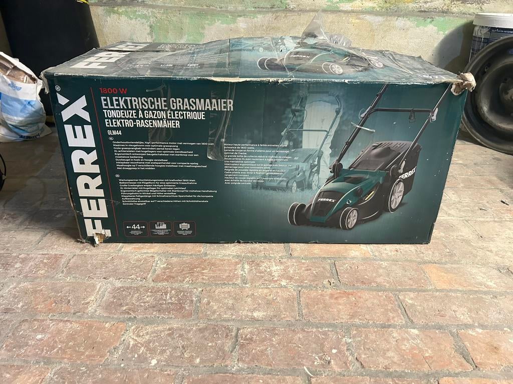 Grasmaaier, Tuin en Terras, Grasmaaiers, Ophalen, Zo goed als nieuw, 40 t/m 49 cm, Elektrische grasmaaier