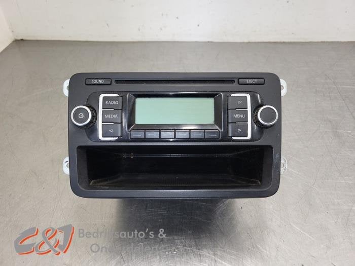 Radio van een Volkswagen Caddy, Auto-onderdelen, Gebruikt, -, Volkswagen, -