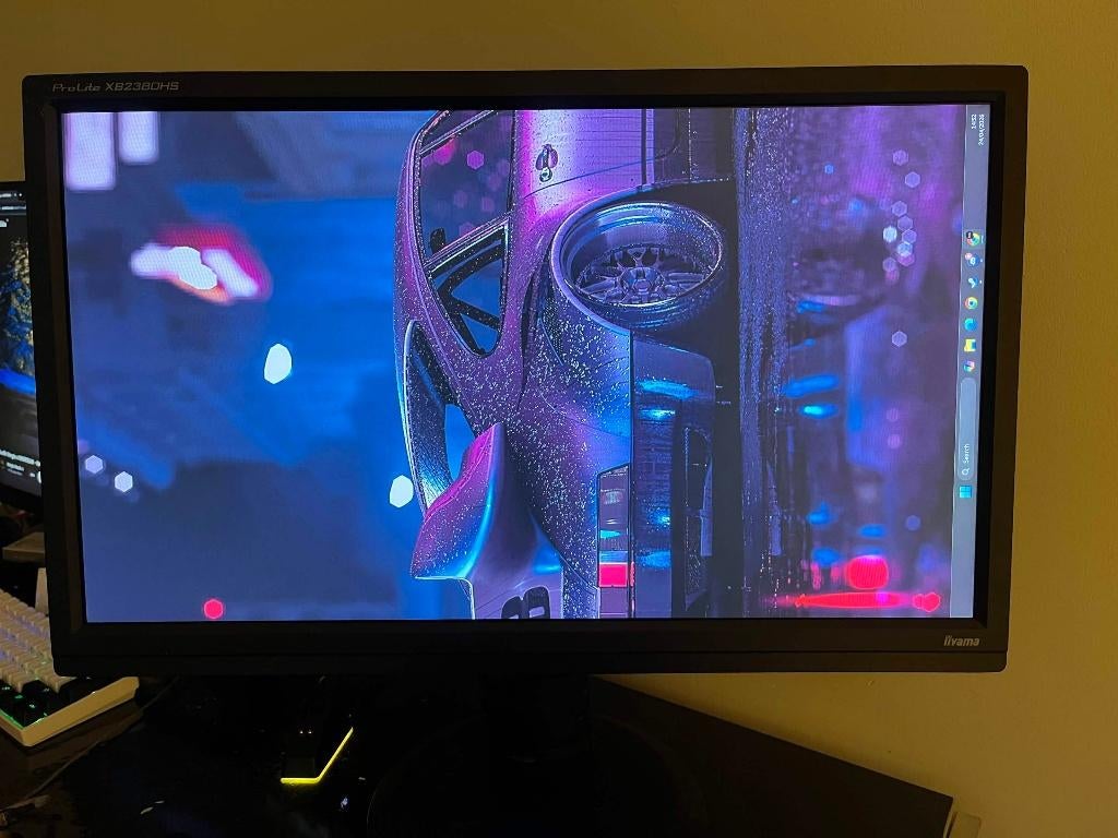 De ProLite XB2380HS is een 23” LED LCD Monitor, HDMI, 5 ms ou plus, Full HD, Comme neuf
