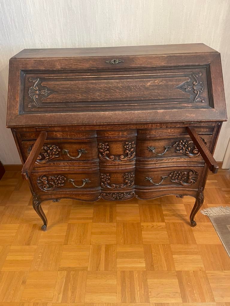Houten secretaires, Enlèvement, Utilisé