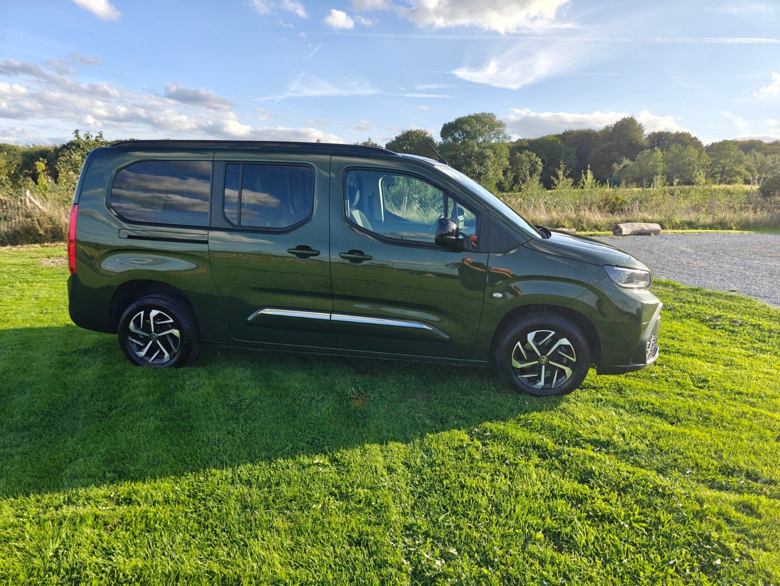 Toyota Proace City 7zitpl aut diesel trekhaak, Auto's, Dealer onderhouden, Multifunctioneel stuurwiel, ProAce, Diesel