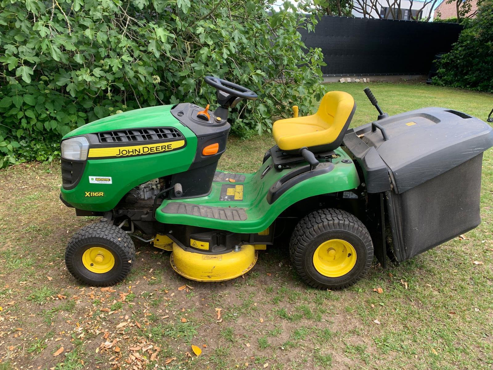 Zit grasmaaier John Deere X116R., Tuin en Terras, Ophalen, Gebruikt, Elektrische starter, John deere