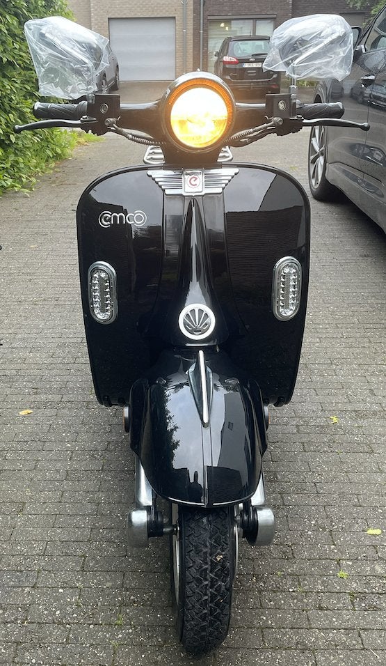 EMCO Nova electrische scooter, Ophalen, Elektrisch, Klasse B (45 km/u), Zo goed als nieuw