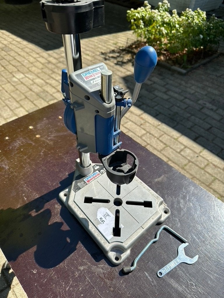 Support de perçage pour Dremel, Enlèvement