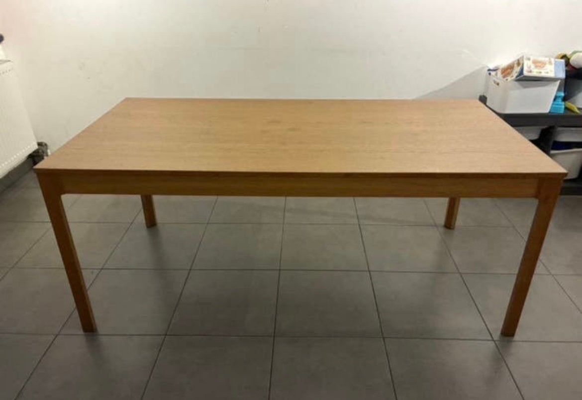 Gratis tafel 8-10 personen, Huis en Inrichting, Tafels | Eettafels, Ophalen, Zo goed als nieuw