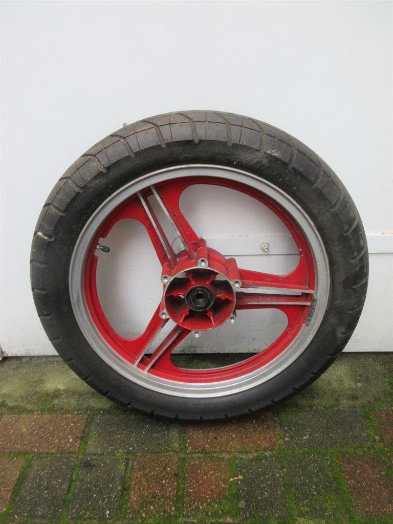 Kawasaki GPz750 voorwiel GPz1100 GPz 750 voor wiel velg band, Motos, Enlèvement ou Envoi, Utilisé