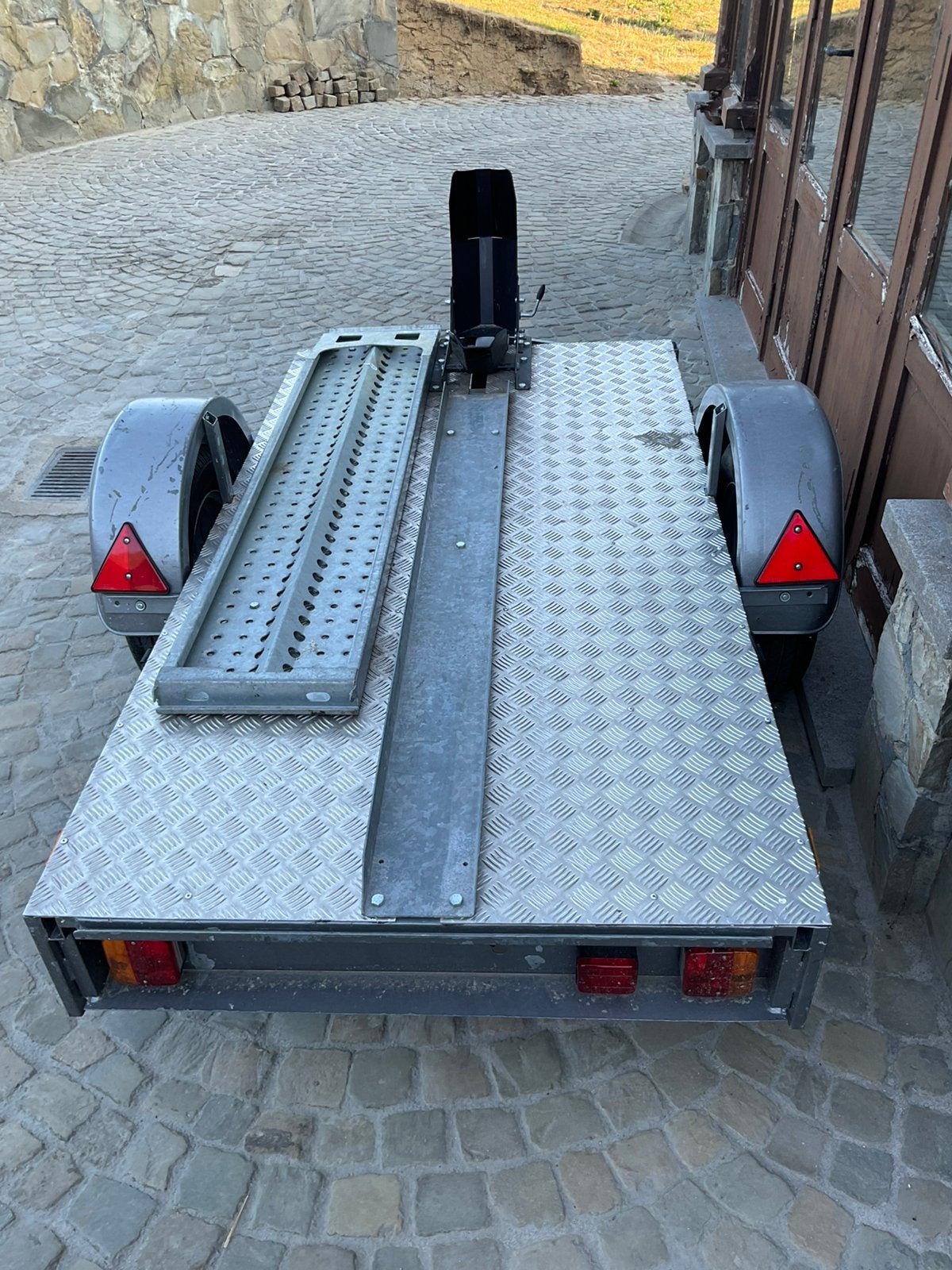 Remorque pour moto avec rampe, Enlèvement, Comme neuf