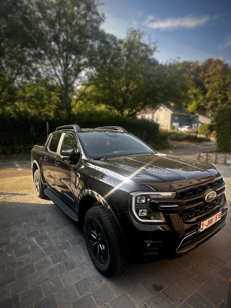 Ford Ranger Stormtrak 2.3 PHEV e-4WD – 281 ch, Autos, Achat, Entreprise, Entretenue par le concessionnaire, Noir
