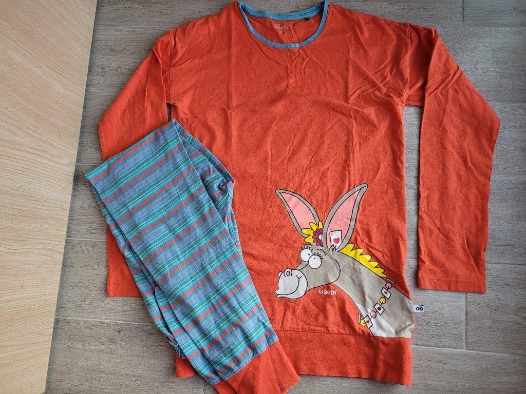 Pyjama en coton orange Like new, thème âne - Woody - 164, Enlèvement ou Envoi, Comme neuf, Vêtements de nuit ou Sous-vêtements