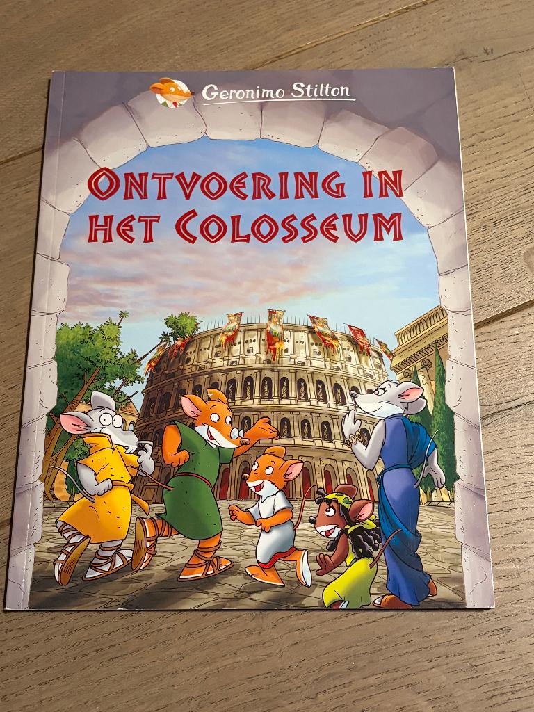 Geronimo Stilton - Ontvoering in het Colosseum, Eén stripboek, Ophalen of Verzenden, Zo goed als nieuw