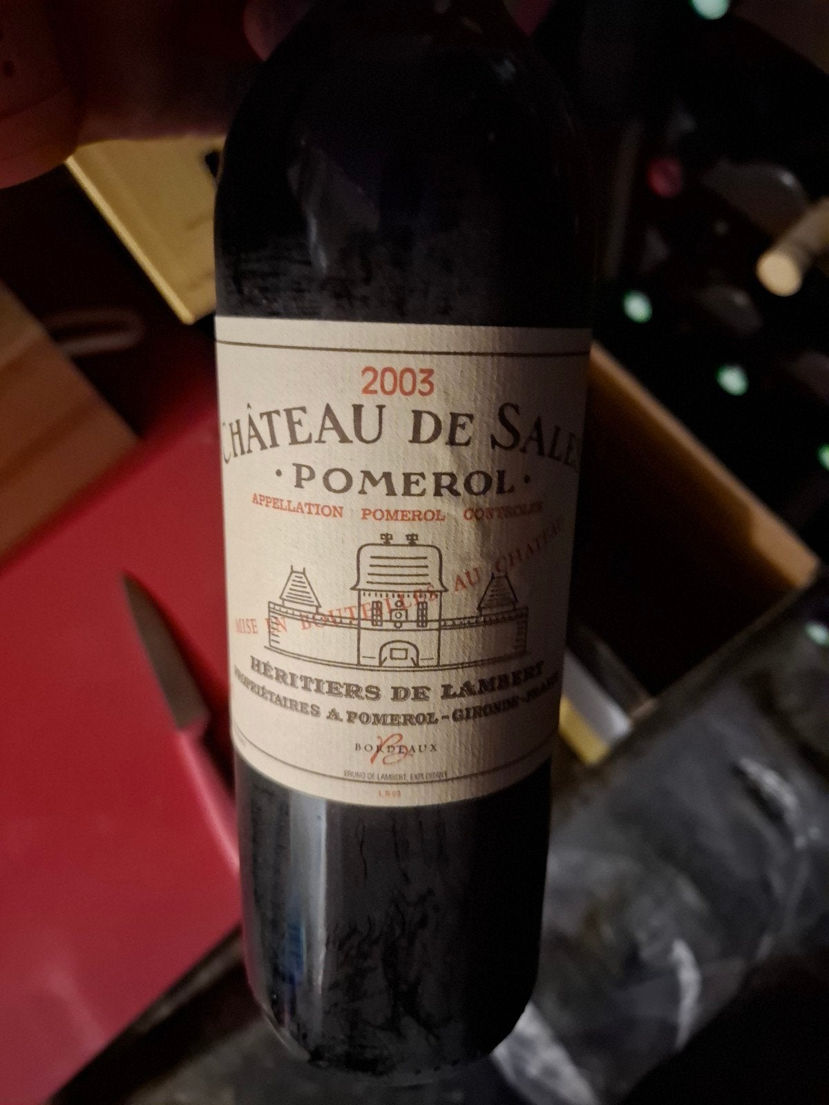 Vin rouge chateau de Sales, Enlèvement, Vin rouge