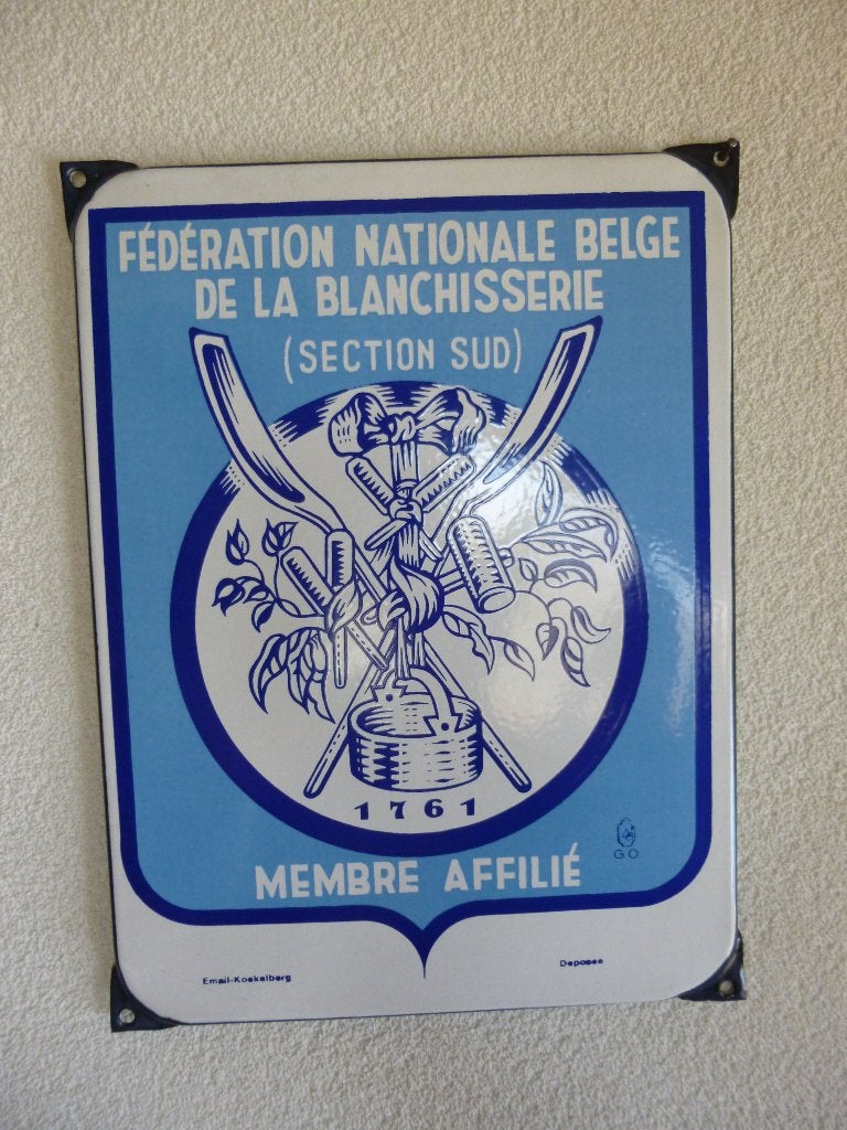 EMAILLE BORD"BELGISCHE NATIONALE WASSERIJ FEDERATIE"JAREN 60, Ophalen of Verzenden, Zo goed als nieuw, Reclamebord