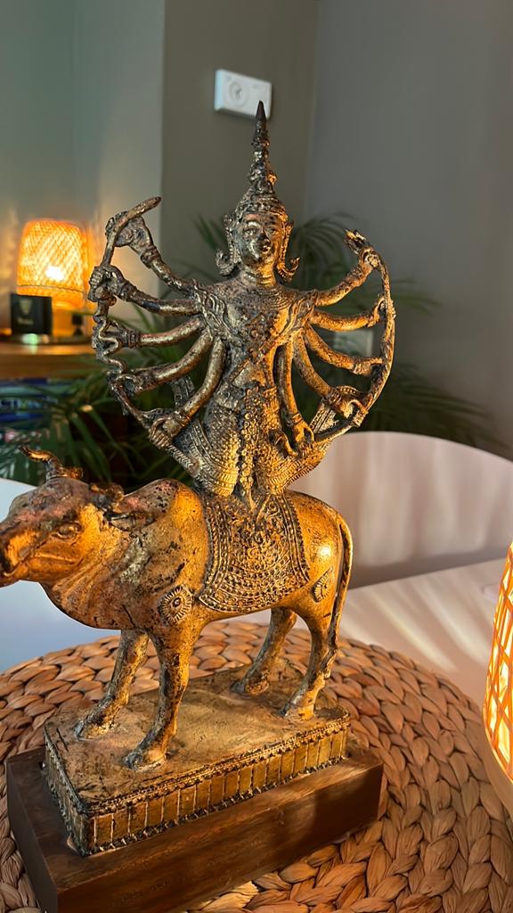 Bronzen met goud verhuld beeld “Shiva en Nandi” thailand, Ophalen