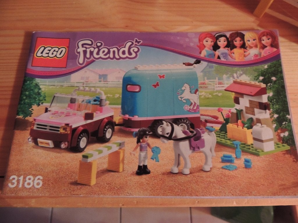 Légo Friends - La remorque à chevaux d'Emma, Enlèvement, Friends