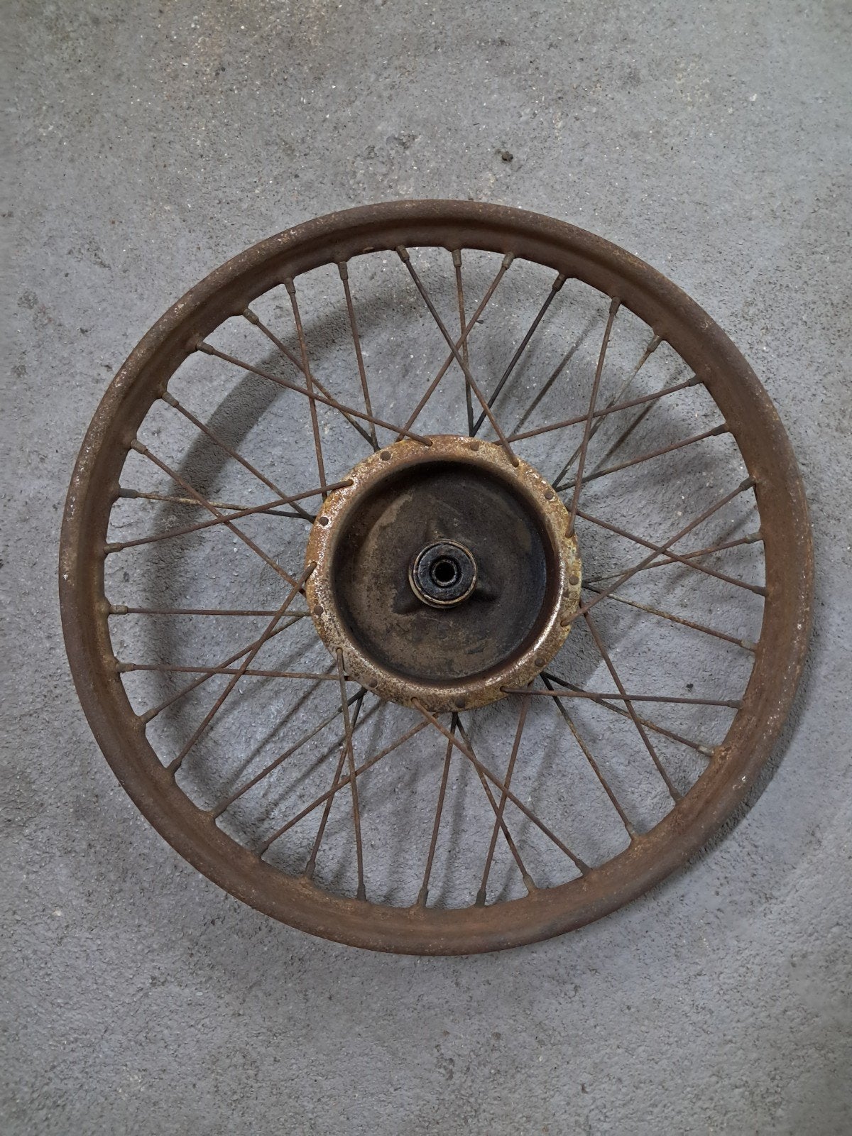 Jawa Perak 250 350 voorwiel, Enlèvement, Utilisé