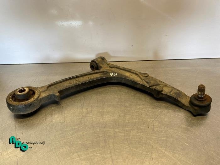 Bras de suspension avant droit d'un Fiat Panda (Panda 03-), -, 3 mois de garantie, Utilisé, Fiat