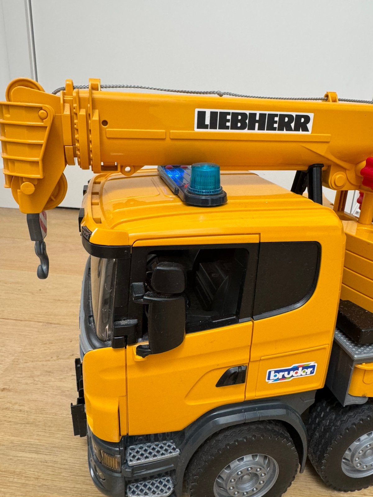 Camion grue Liebherr, Enlèvement, Utilisé