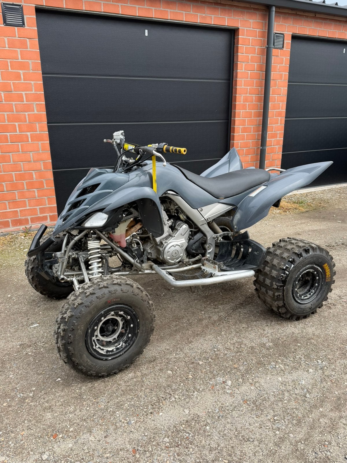Yamaha raptor 700