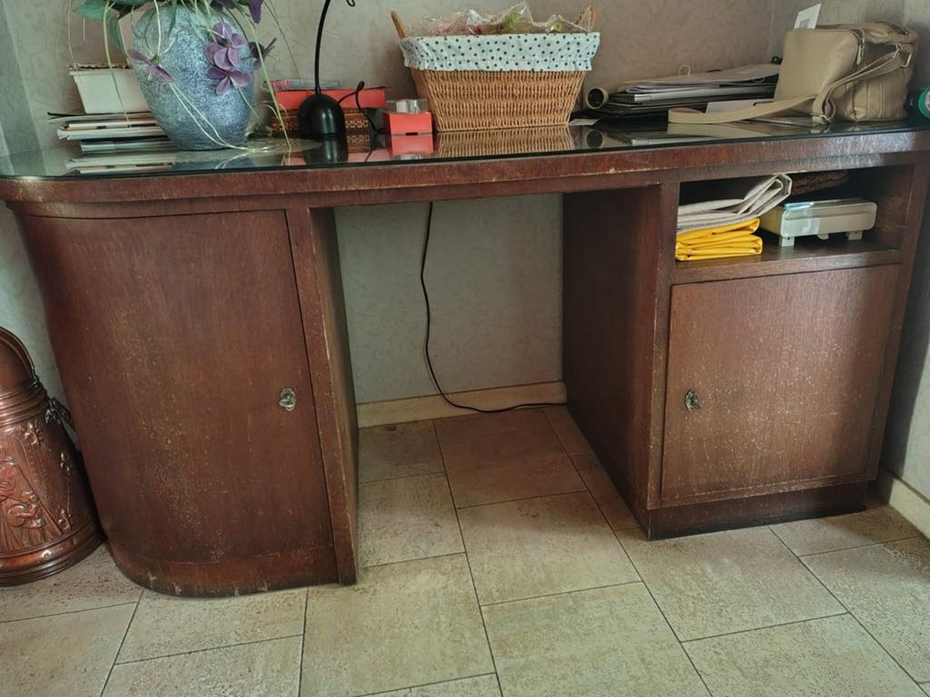 Bureau, Enlèvement