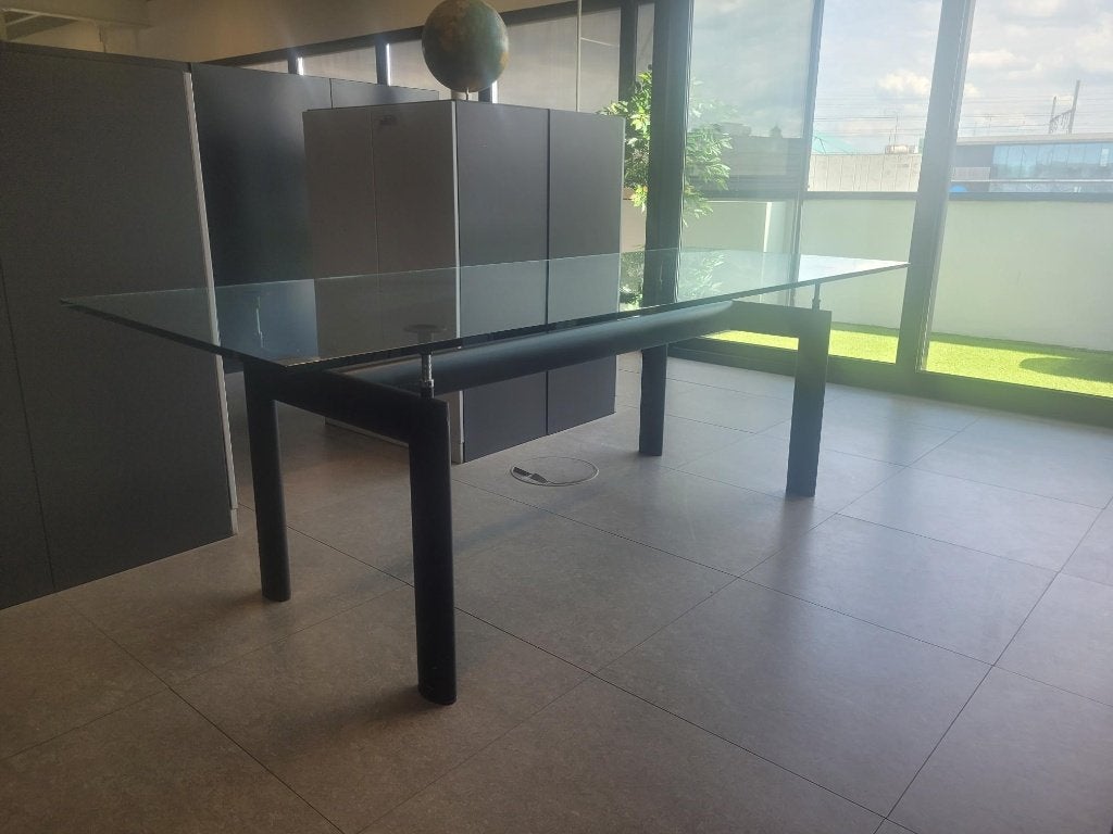 Vergadertafel of bureautafel - Cassina LC 6, Maison & Meubles, Bureaux, Autres marques, 225 cm, Bureau d'ordinateur, Utilisé
