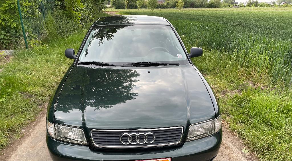 Audi A4 1995 1.8 benzine automaat, Autos, Audi, Achat, 4 portes, A4, Berline