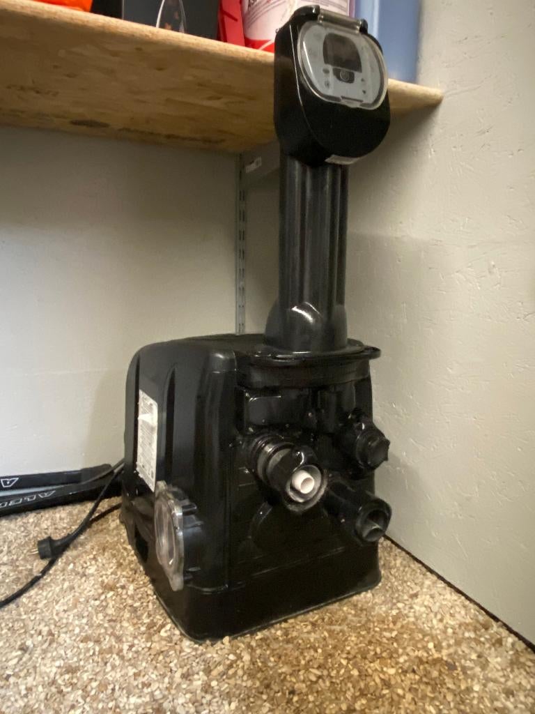 Pompe/unité de commande Pure Spa Jet & Bubble Deluxe, Jardin & Terrasse, Bains à remous et Spas, Enlèvement, Utilisé, Pompe, Fixé