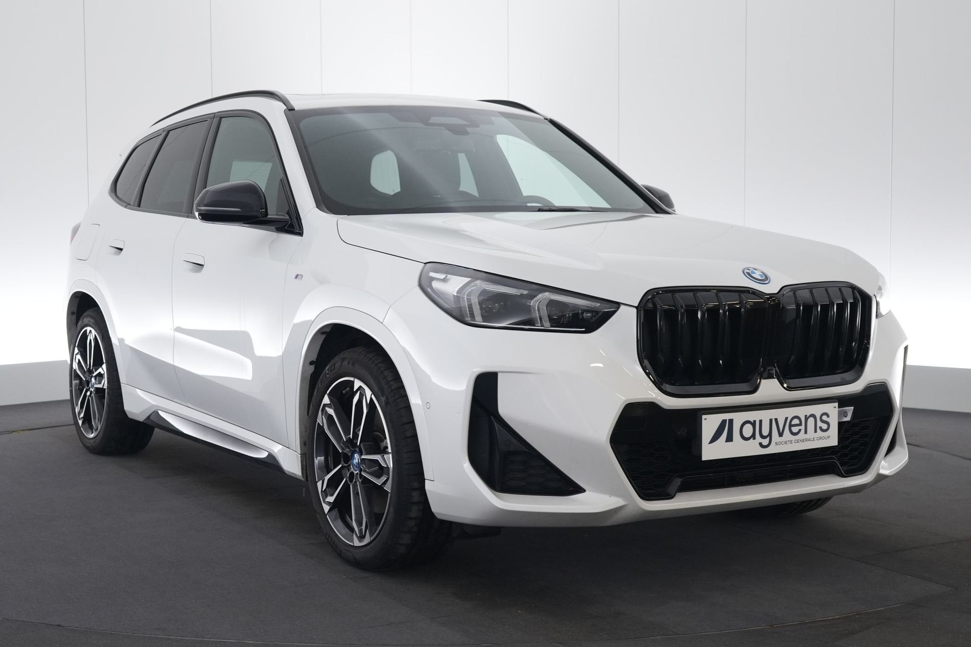 (2GKF808) BMW X1, Auto's, 110 kW, 19 g/km, Leder en Stof, Wit