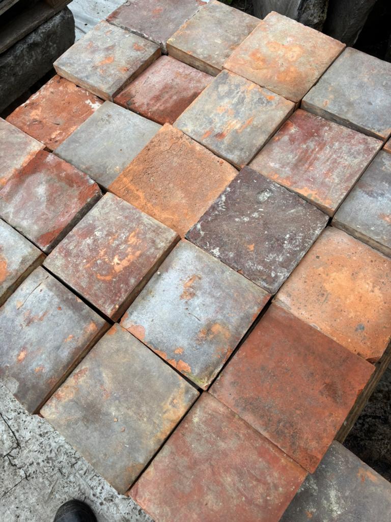 Lot antieke terracotta tegels Voor info BELLEN 0474220705, Ophalen