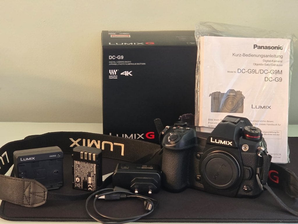 Panasonic Lumix DC-G9 Body / MINT/ + extra accu en doos, Audio, Tv en Foto, Ophalen, Panasonic, Draagriem, Zo goed als nieuw