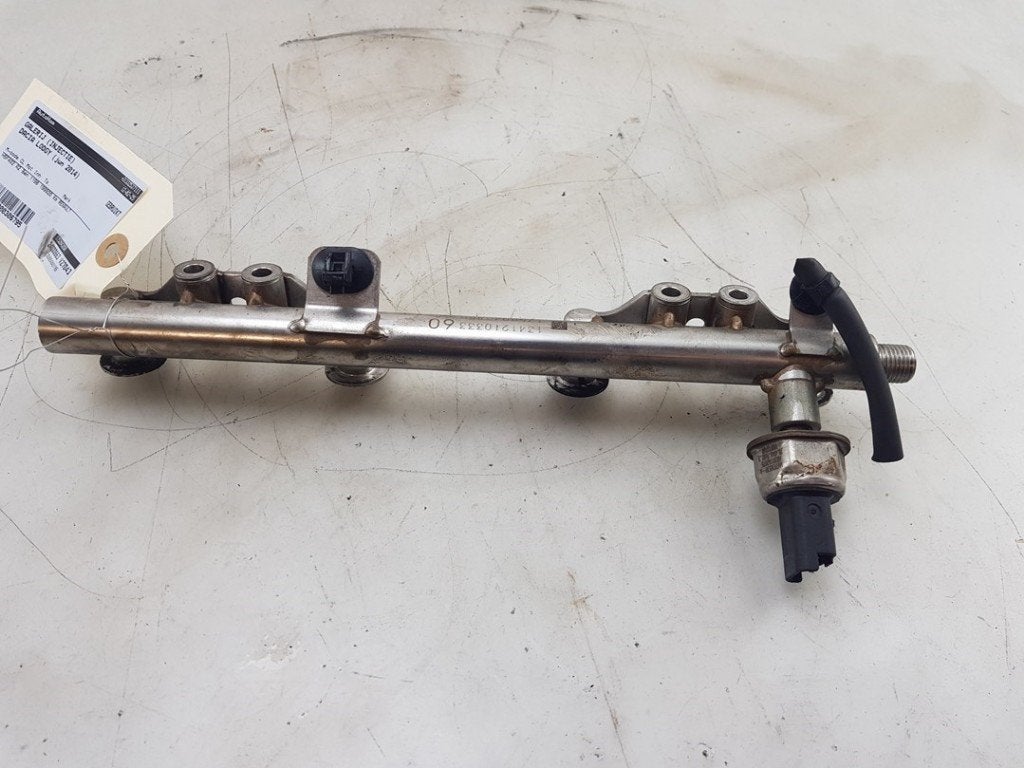 RAMPE D'INJECTION Lodgy (JS) (|175204385R|1752000Q4A|), Utilisé, Dacia