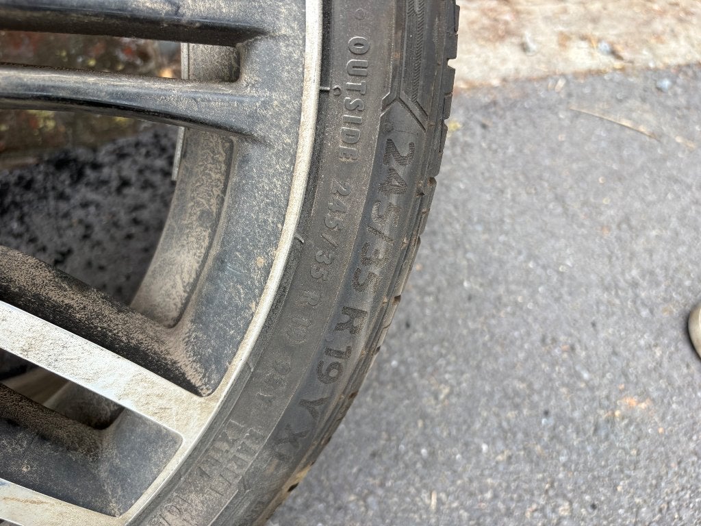Banden bmw 520, Ophalen, Band(en)
