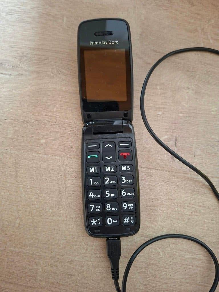 Par : Primo 401 GSM NEW, Neuf, Enlèvement ou Envoi, À clapet, Sans abonnement