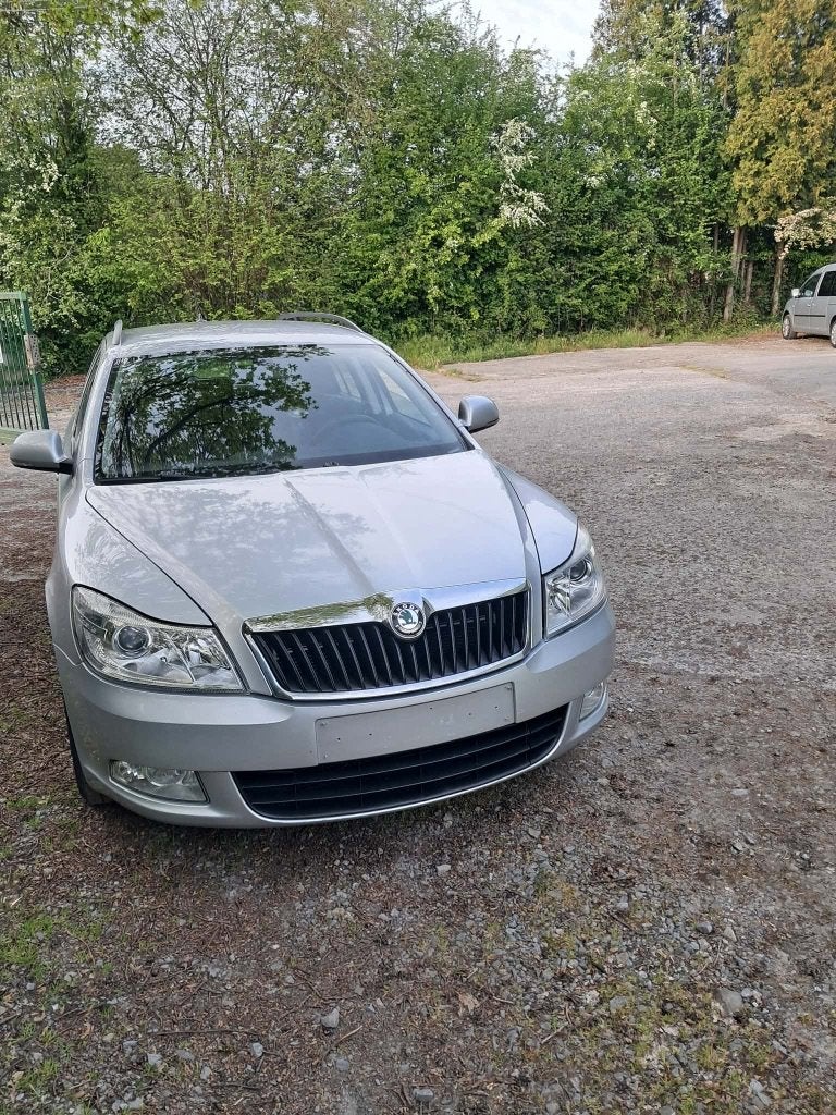 Skoda octavia, Autos, Skoda, Euro 5, Achat, Boîte manuelle, 5 portes