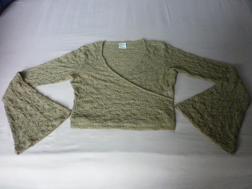 Kanten Longsleeve Crop Top Urban Outfitters, Maat 38/40 (M), Overige kleuren, Nieuw, Ophalen of Verzenden