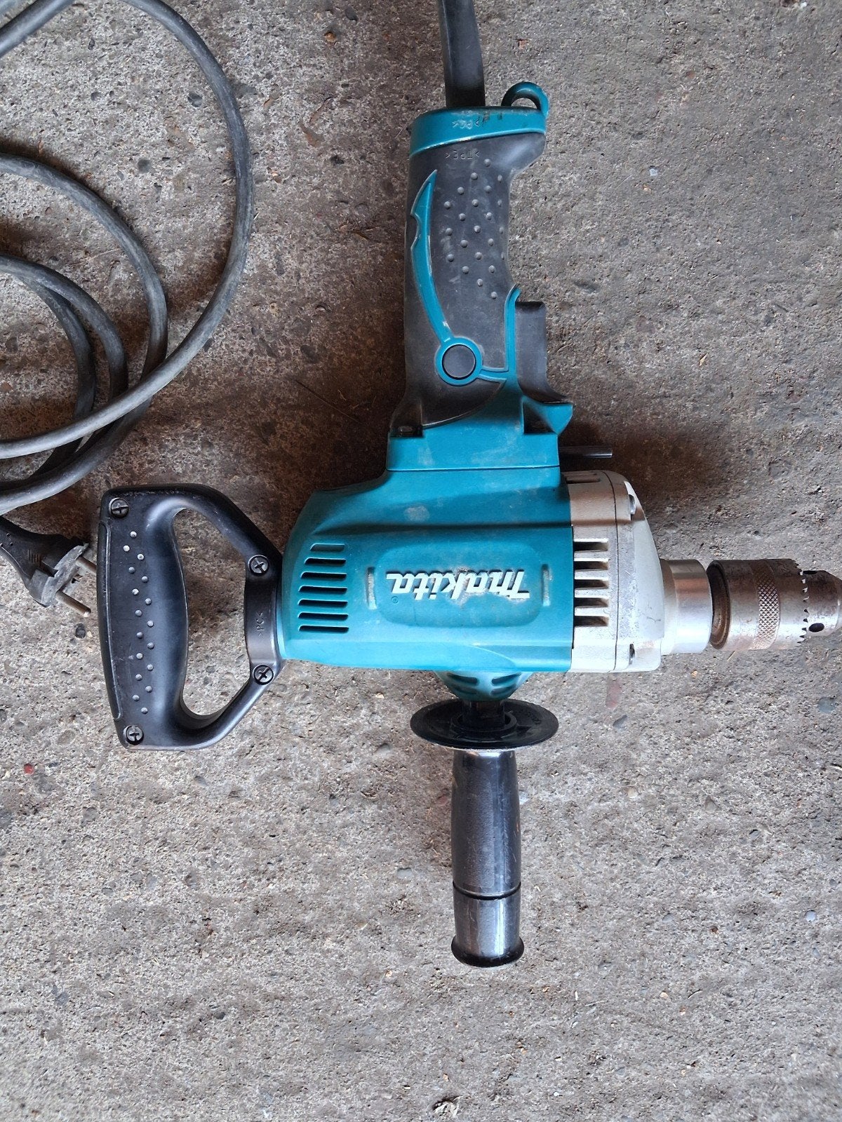 Verticale boormachine makita, Ophalen, Boormachine