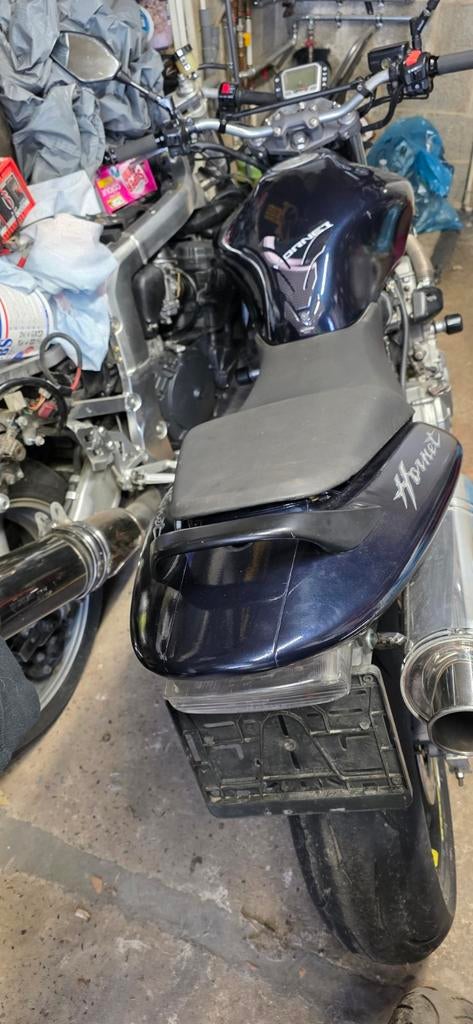 Honda Hornet 600 toutes pièces, Enlèvement ou Envoi